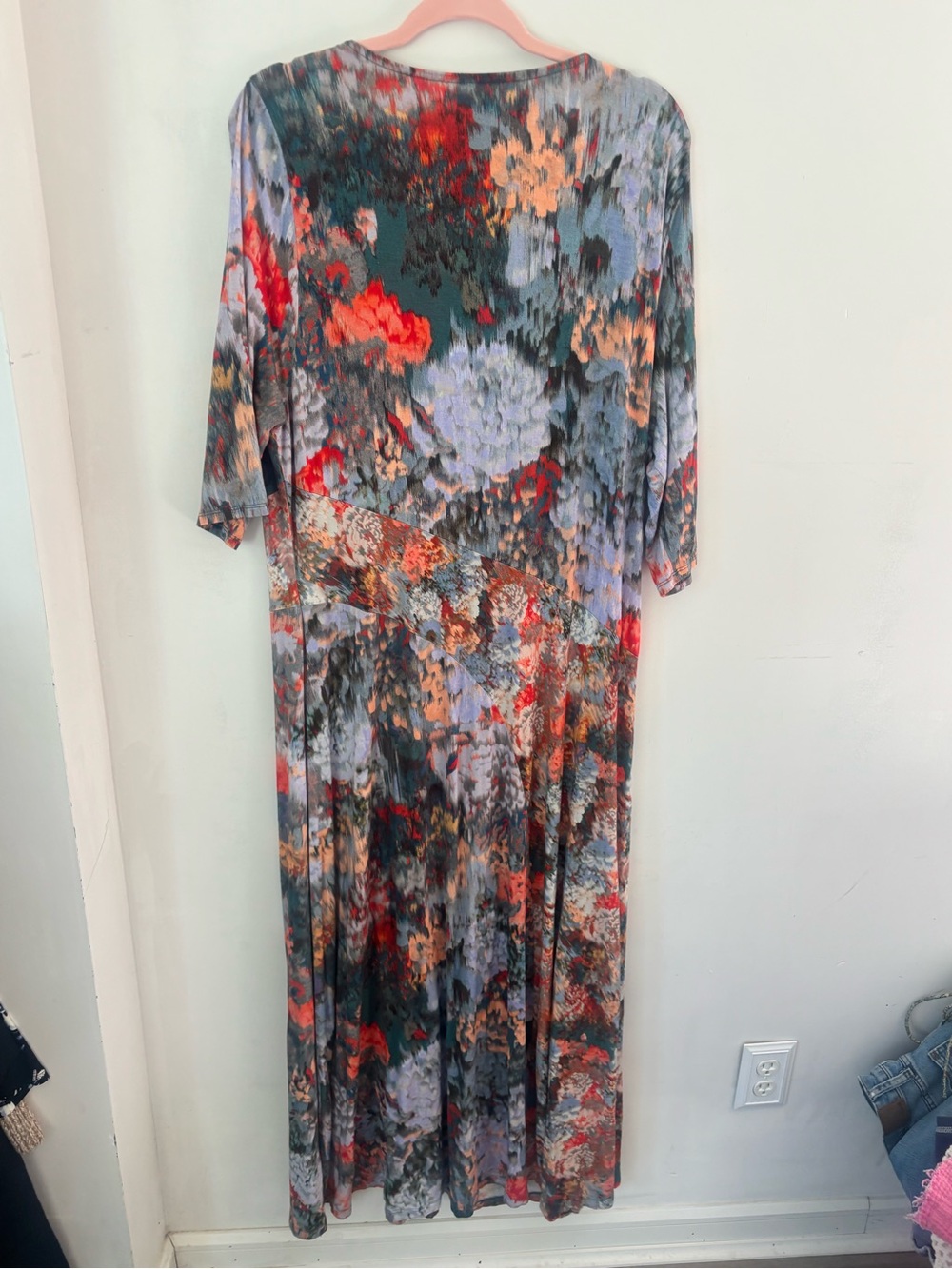 Soft Surroundings 2X Jersey Abstract Floral Scoop Neck Maxi Dress in Multi-Color - Picture 3 of 3
